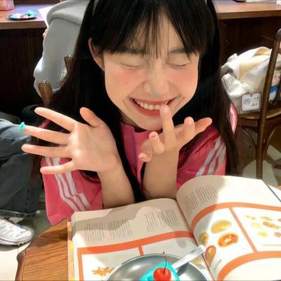 圈内顶流被曝隐婚生子，三天三夜颁奖礼红毯画面流出